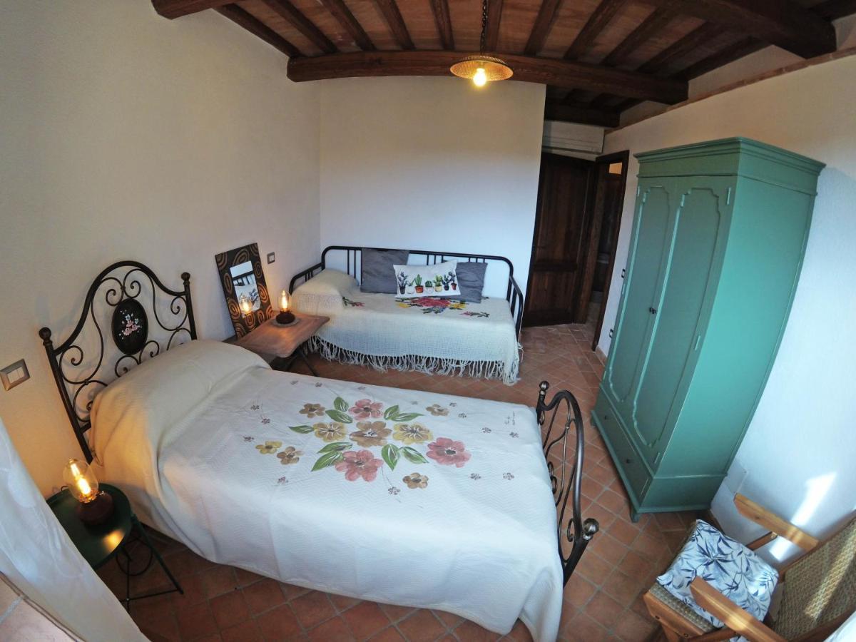 Agriturismo Podere Il Sorbo Campagnatico Exterior photo